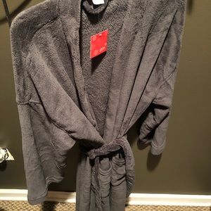 Ulta Men’s Bath Robe NWT